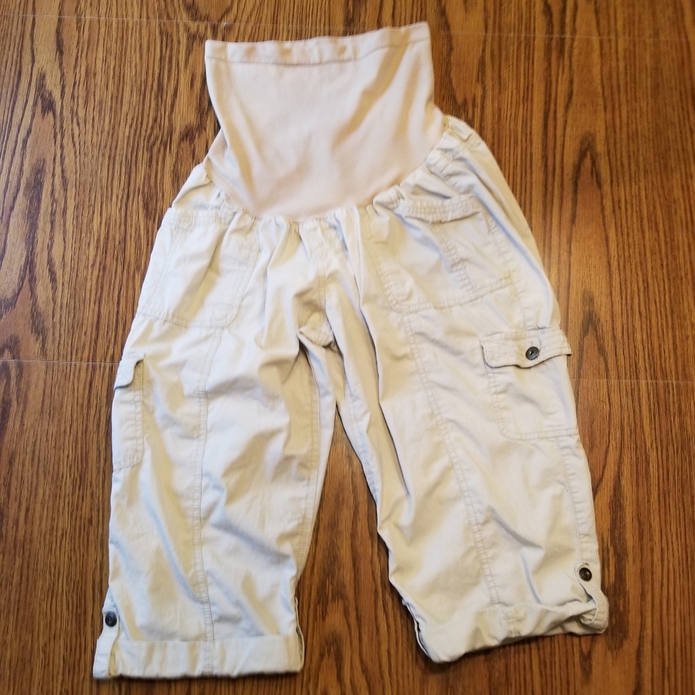 Motherhood Maternity Cargo Adjustable Crop Capris